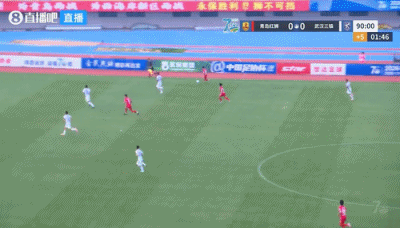 足协杯点球鏖战：武汉三镇4-3险胜青岛红狮，张东海方镜淇互献神扑
