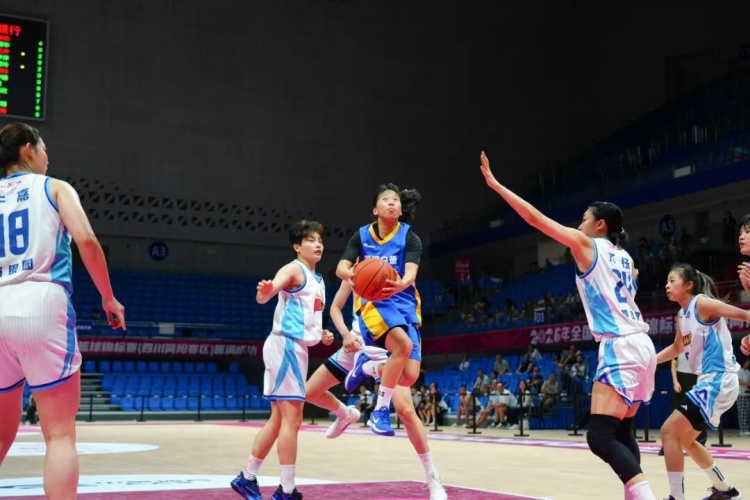 篮板净负21个！厦门银行68-73惜败北京首钢