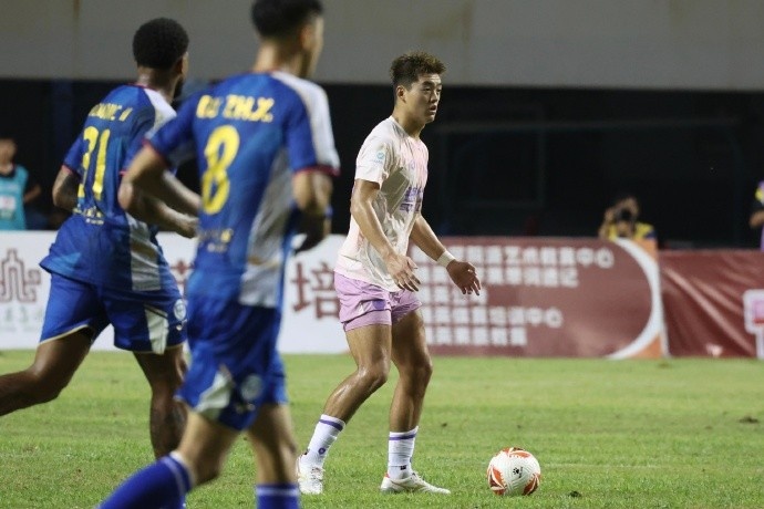 陈涛：满意球员表现，曹康红牌打乱下半场节奏