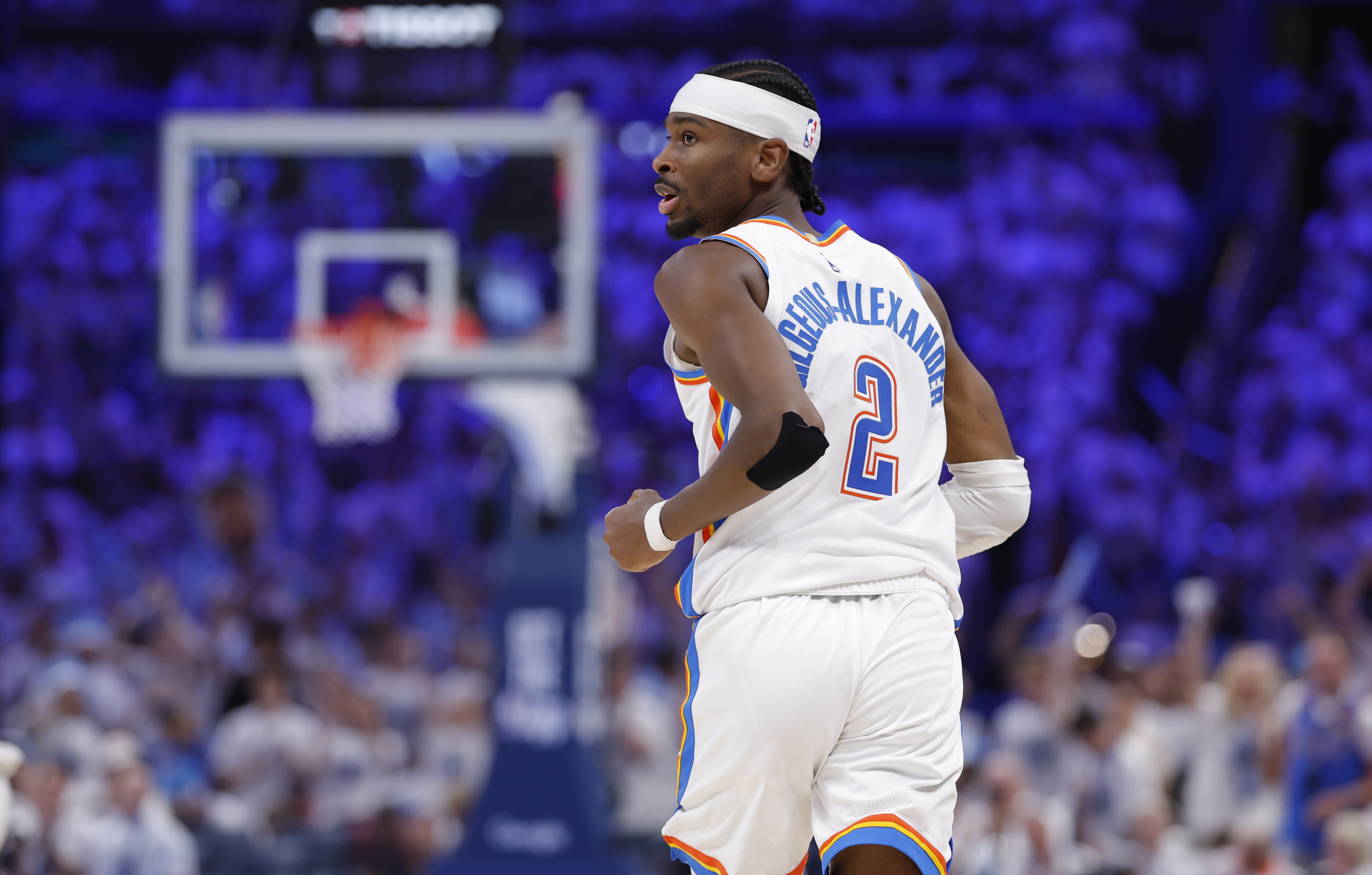 NBA历史30岁前30+5+0失误榜:亚历山大18场断层居首 约基奇13场次席 詹姆斯12场第三 NBA历史30岁前30+5+0失误榜:亚历山大18场断层居首 约基奇13场次席 詹姆斯12场第三