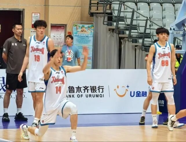 2026国际男篮俱乐部冠军杯第二比赛日广汇能源不敌德国纽伦堡猎鹰